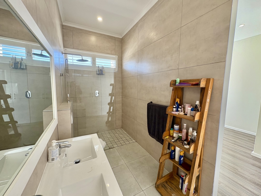 3 Bedroom Property for Sale in Sandown Western Cape
